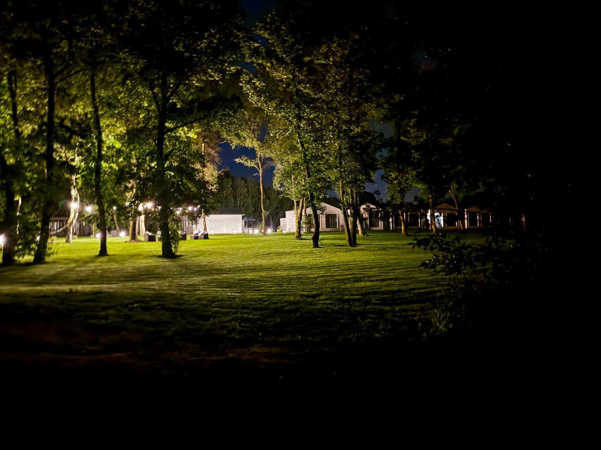 Lumi Resort Domki Letniskowe Z Podgrzewanym Basenem Rewal Buitenkant foto